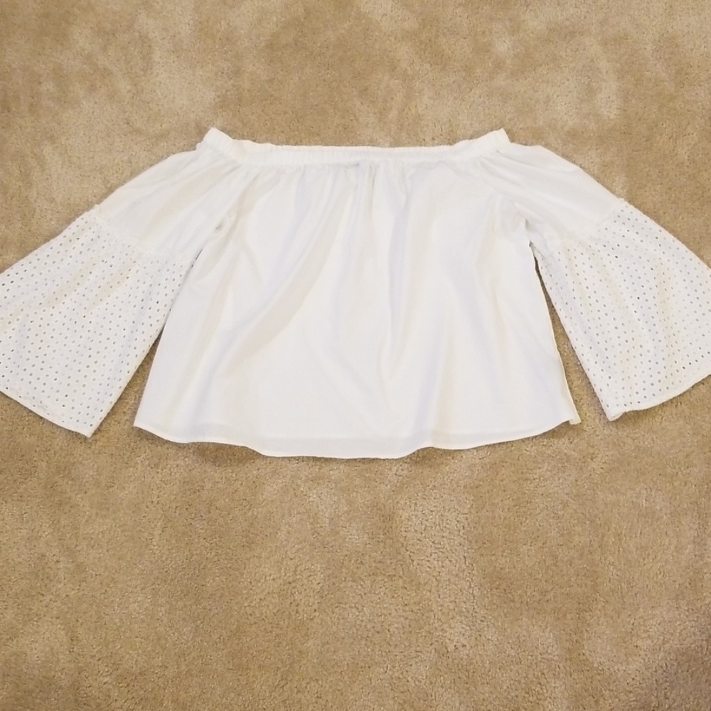 Who What Wear Off Shoulder, Bell Sleeve Top -White